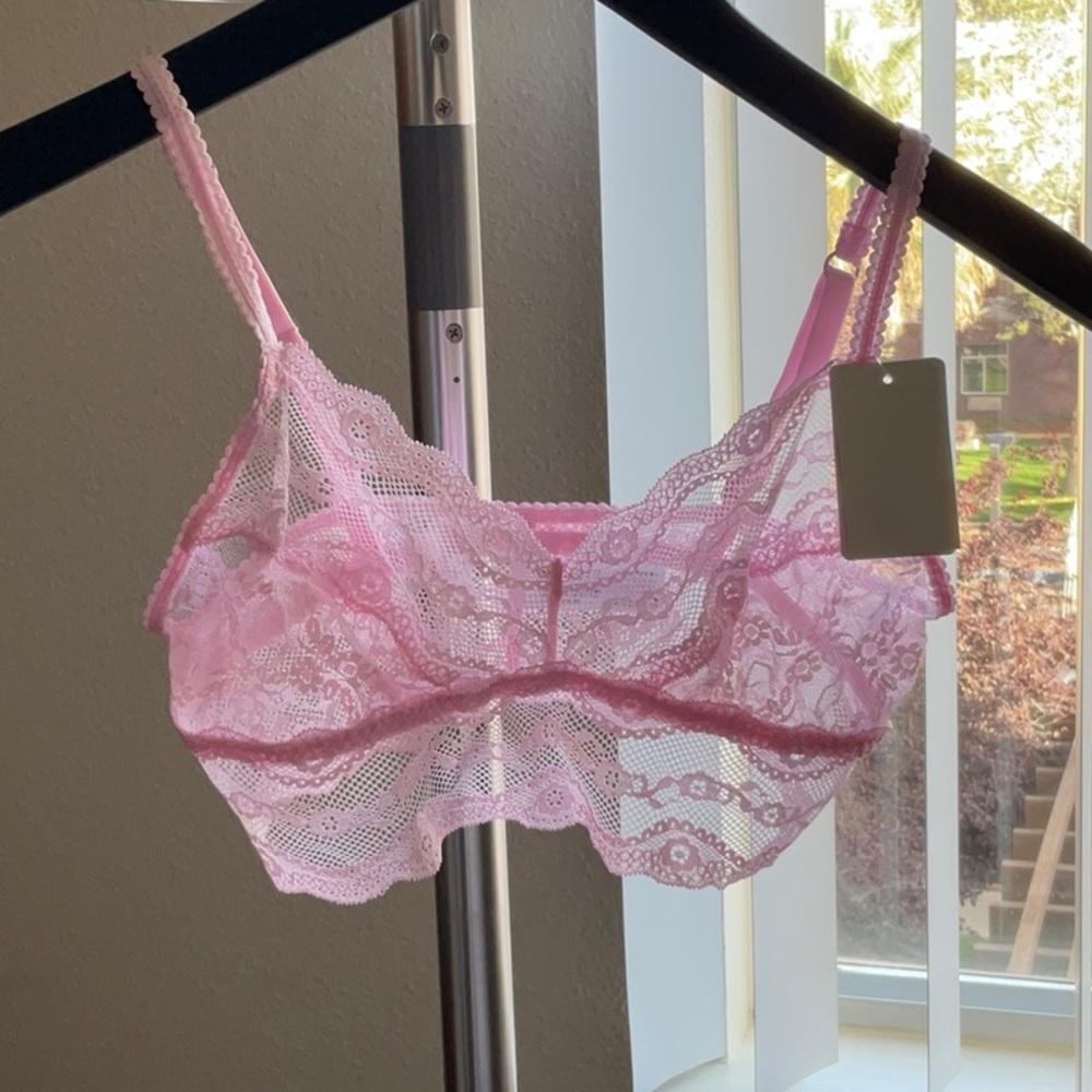 B.Tempt’d Lacey Bralette